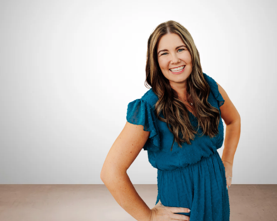 Allison Winehold of Mis Clases Locas